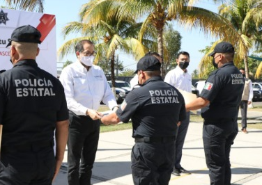 En su último año de gobierno, Nacho Peralta omitió dar incremento salarial a policías