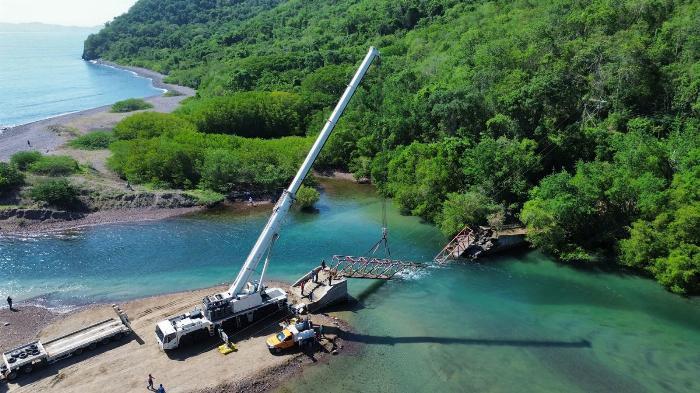 Comienzan reconstrucción del puente de “La Boquita” en Manzanillo
