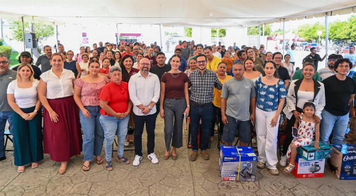 Rosi Bayardo respalda a emprendedores con herramientas y capacitaciones gratuitas