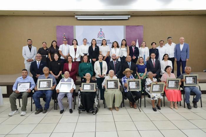Reconocen entrega, aportaciones y legado de las personas adultas mayores