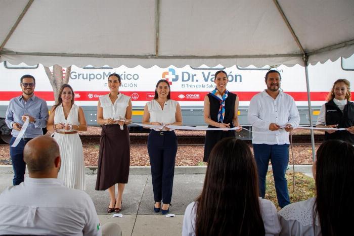 Indira Vizcaíno: Dr. Vagón acerca servicios gratuitos de especialistas médicos a miles de colimenses